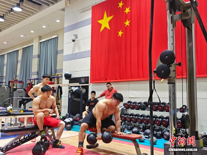 冬训现场奥运冠军携手年